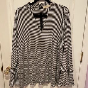 Michael Kors long sleeved shirt